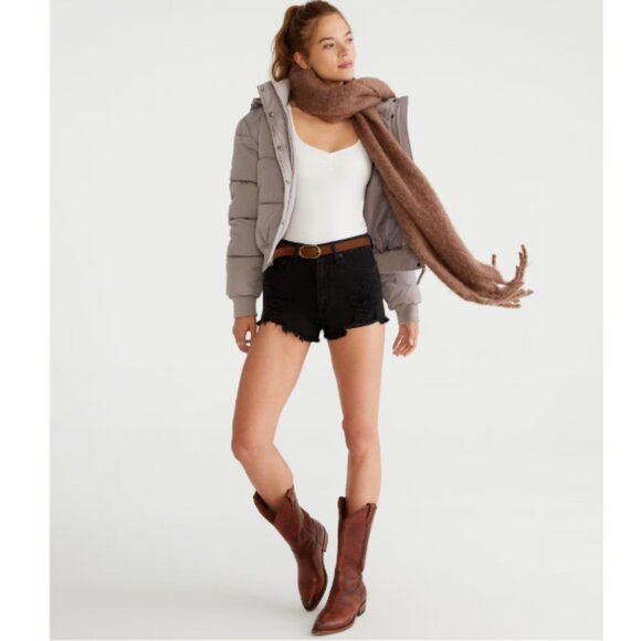 Aeropostale Women's Black Distressed Mom Shorts Fringe Hem Cuff In Size 0 - Picture 2 of 8